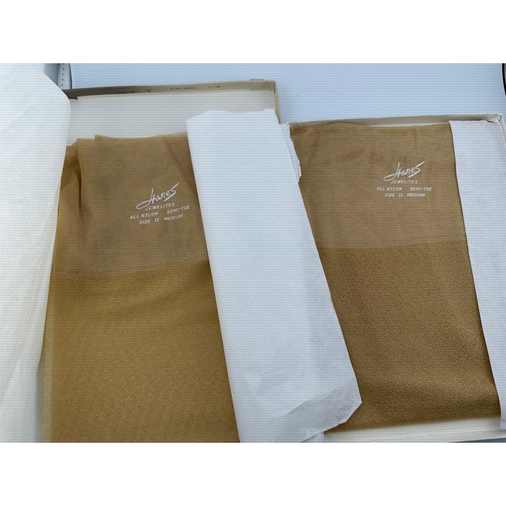 Vintage NOS Hanes Jewelites Stockings Soft Gold Demi-Toe in Box 9 1/2 M